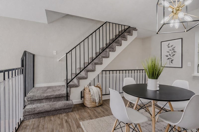 9423 Ontario Dr, Littleton, CO 80128