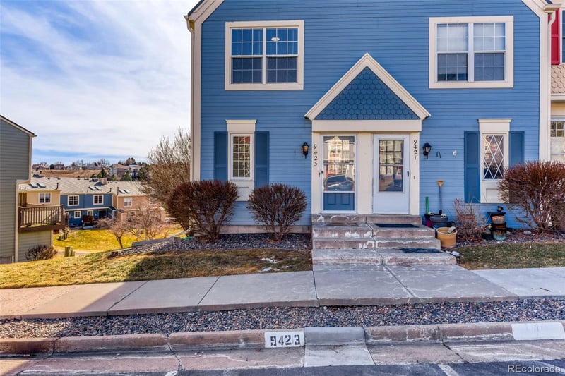 9423 Ontario Dr, Littleton, CO 80128