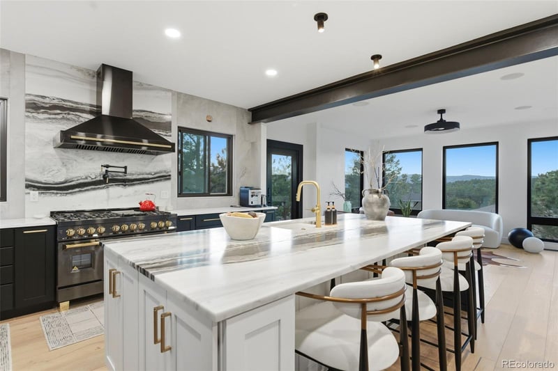 975 Woodmoor Dr, Monument, CO 80132