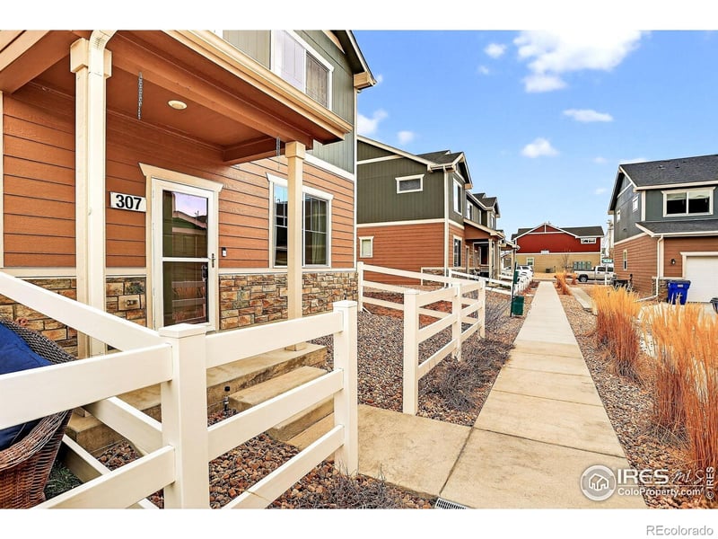 307 Penguin St, Johnstown, CO 80534