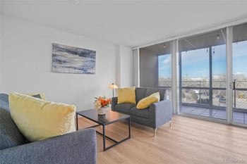 3100 Cherry Creek South Dr #307, Denver, CO 80209