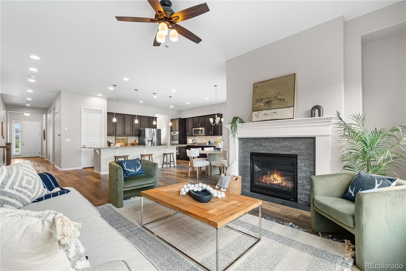 9781 Eagle River St, Littleton, CO 80125