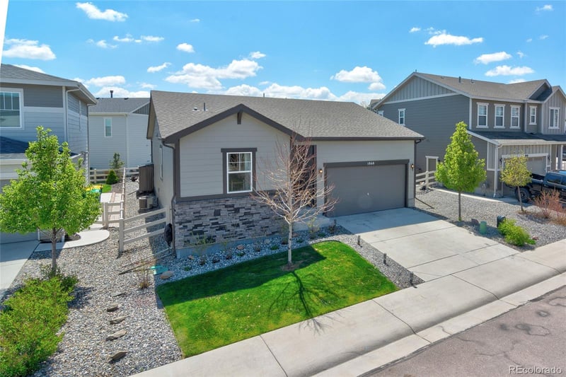 1868 Makley Loop, Castle Rock, CO 80104