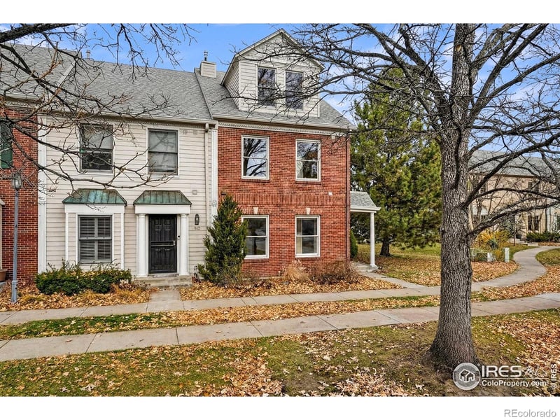 944 Ivanhoe St, Denver, CO 80220