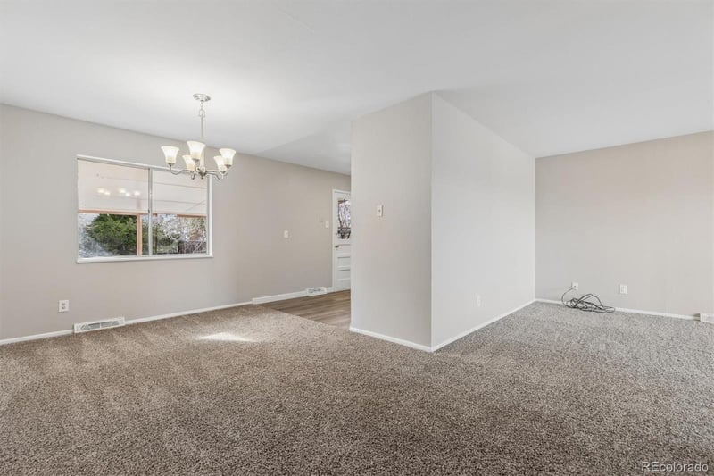 2013 Yank Way, Lakewood, CO 80228