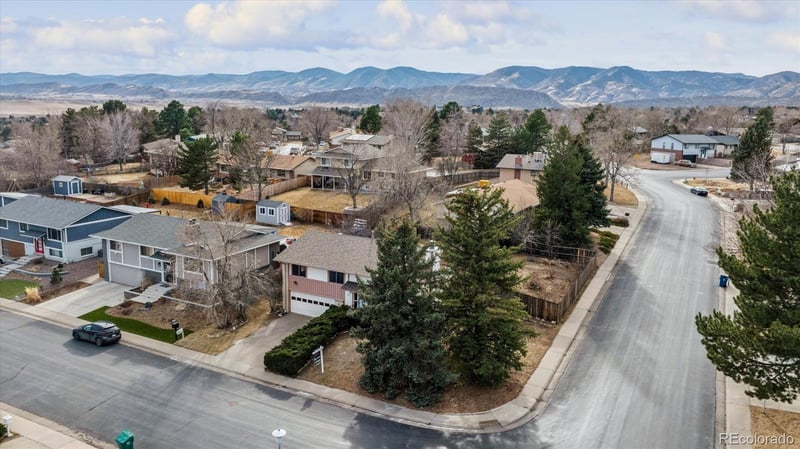 2013 Yank Way, Lakewood, CO 80228