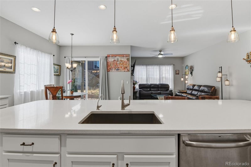7693 Quantock Way, Aurora, CO 80016