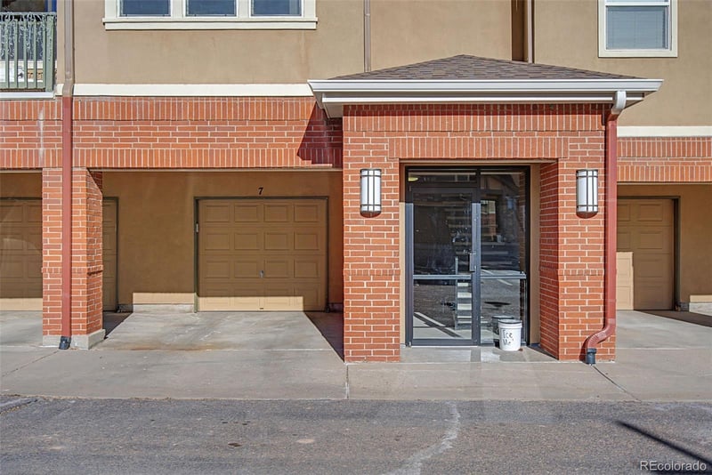 15470 Canyon Rim Dr #205, Englewood, CO 80112