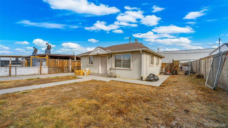 5322 Lincoln St, Denver, CO 80216