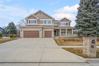 2215 Parkview Dr, Longmont, CO 80504
