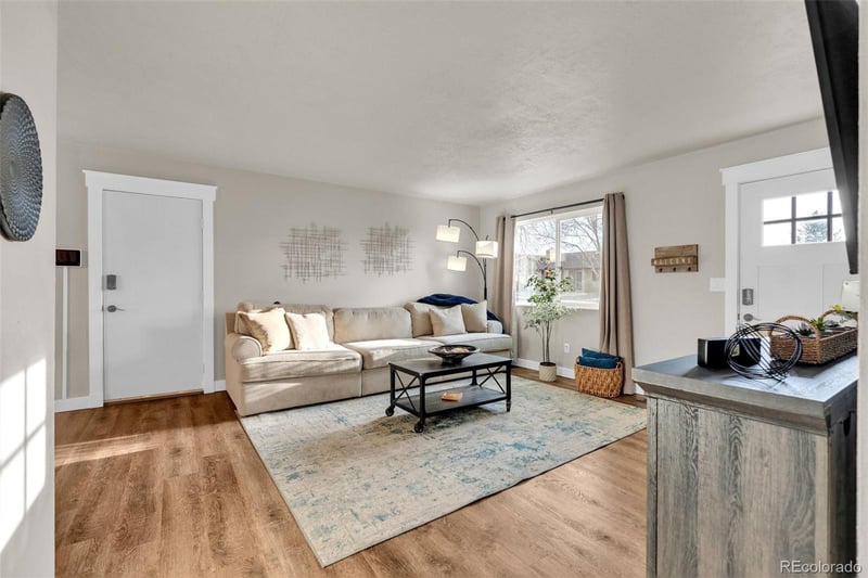 2010 Shawnee Dr, Colorado Springs, CO 80915