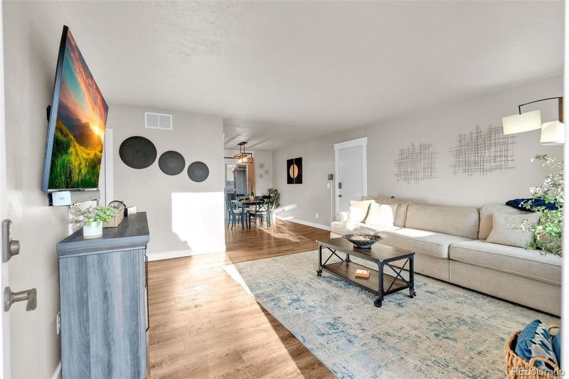 2010 Shawnee Dr, Colorado Springs, CO 80915