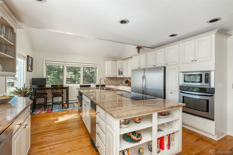 1146 Preserve Cir, Golden, CO 80401