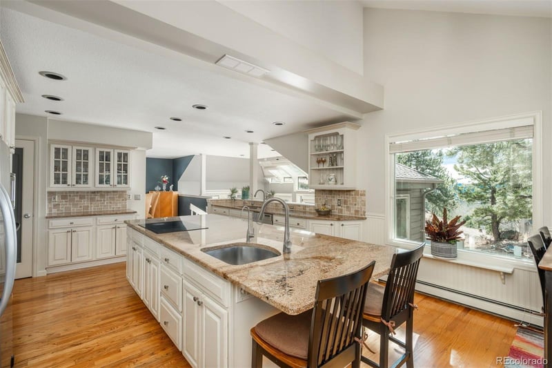 1146 Preserve Cir, Golden, CO 80401