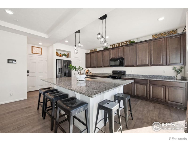 3660 Abbotswood Dr, Johnstown, CO 80534