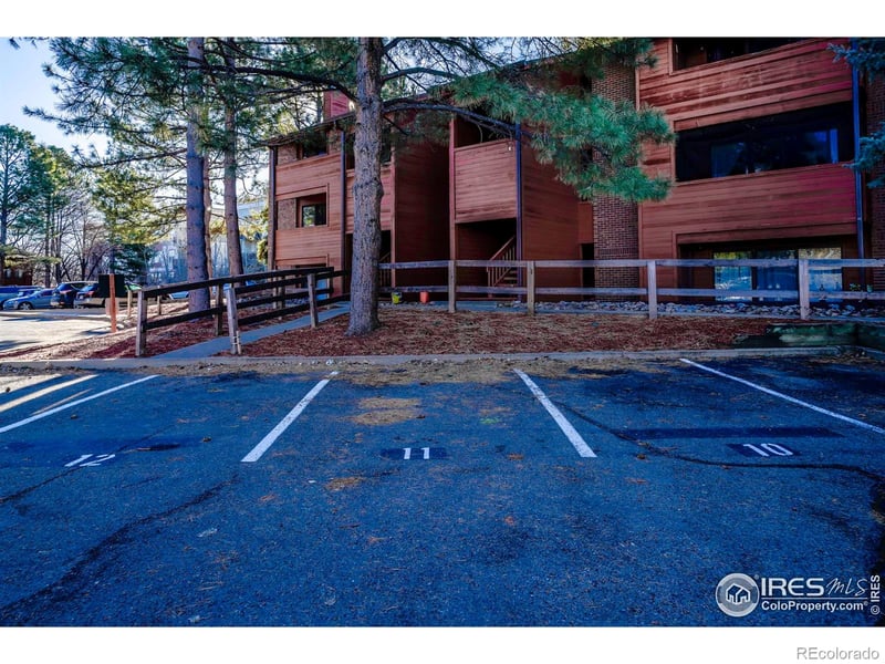 1915 Centennial Dr, Louisville, CO 80027