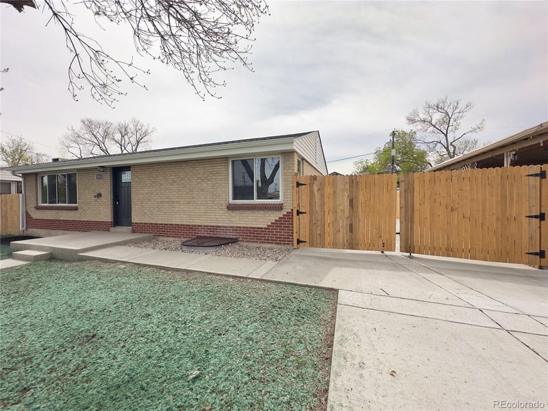 5440 5th Ave, Lakewood, CO 80226