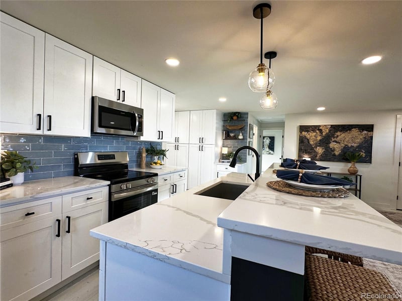 5440 5th Ave, Lakewood, CO 80226