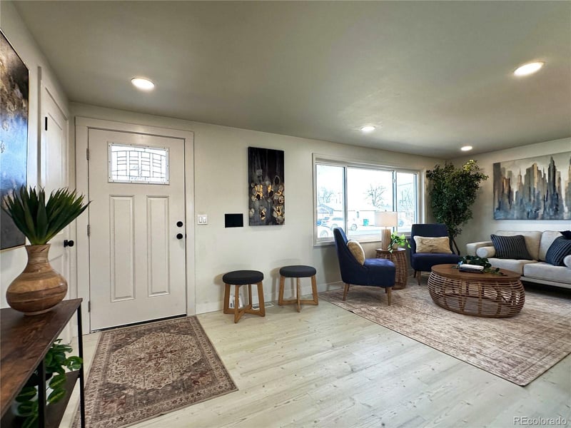 5440 5th Ave, Lakewood, CO 80226