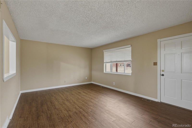 2001 119th Pl, Northglenn, CO 80233