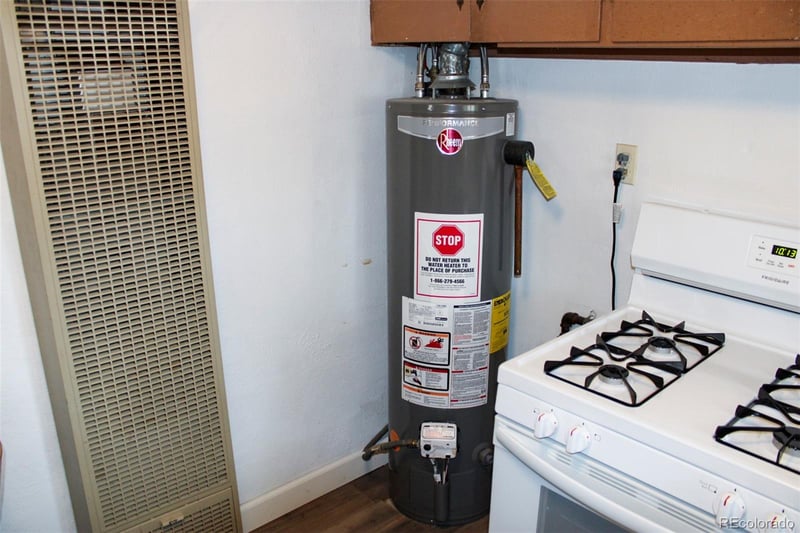 1804 11th St, Pueblo, CO 81001