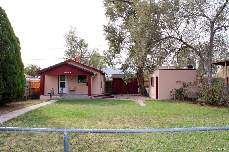 1804 11th St, Pueblo, CO 81001