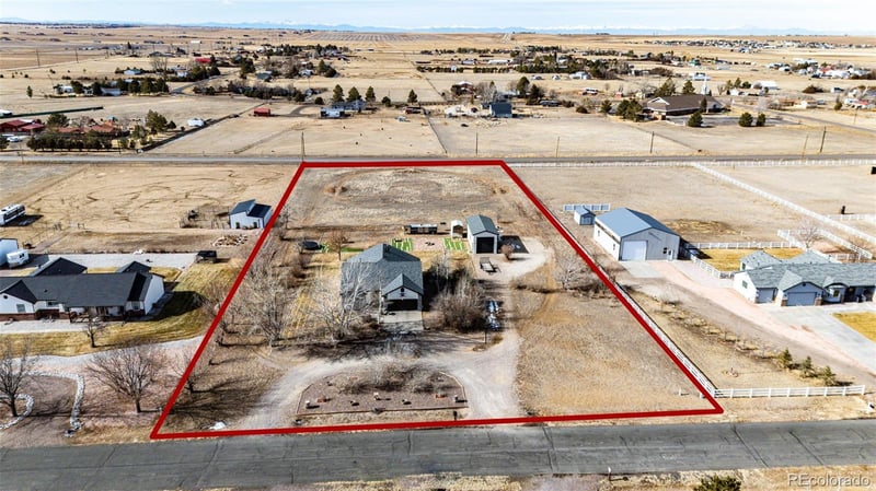 825 Cherokee St, Strasburg, CO 80136