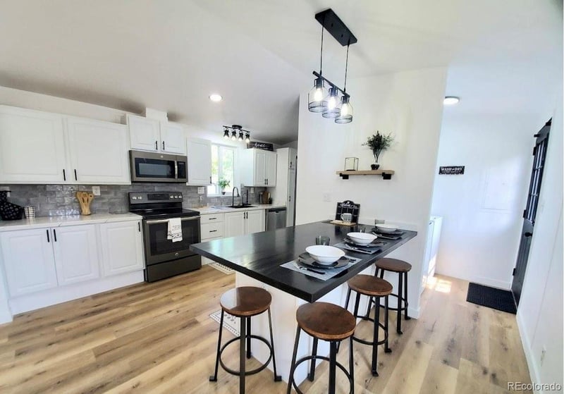 420 E 57th Street #223, Loveland, CO 80538