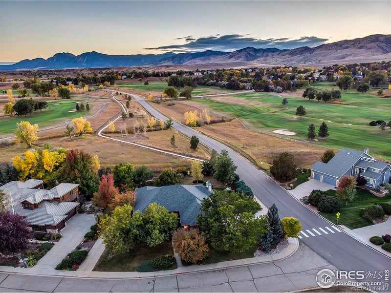 4450 Hogan Ct, Longmont, CO 80503
