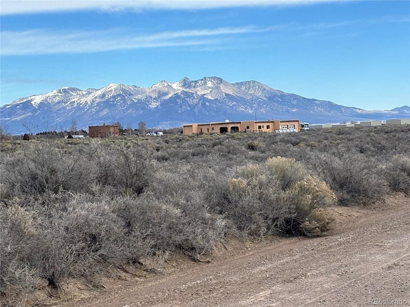 000 Van Iwaarden, Alamosa, CO 81101