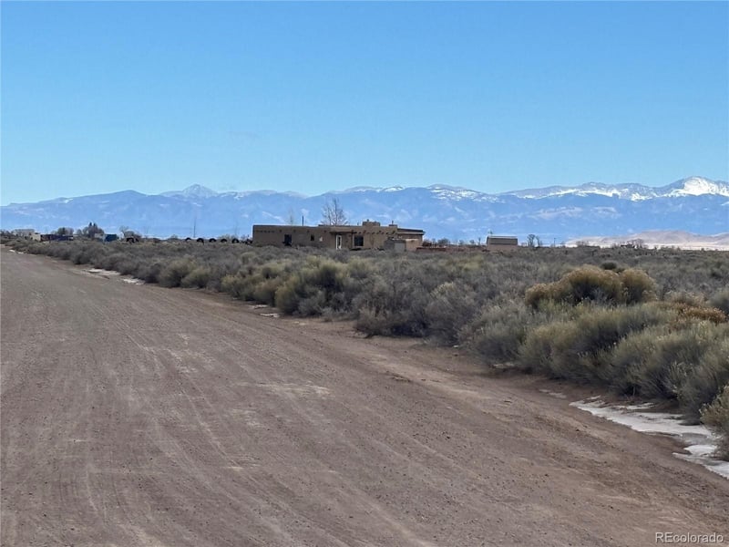 000 Van Iwaarden, Alamosa, CO 81101