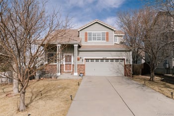 22153 Belleview Ln, Aurora, CO 80015