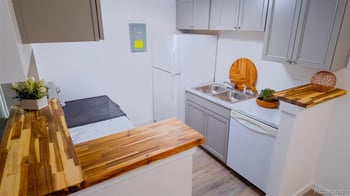 1887 S Pitkin St #A, Aurora, CO 80017