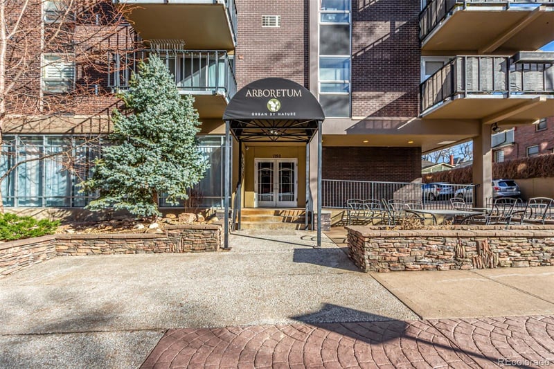 1150 Vine St #1003, Denver, CO 80206
