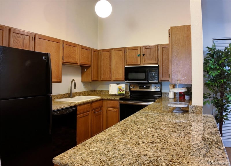 2280 Oswego Way #301, Aurora, CO 80014