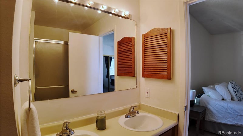 2280 Oswego Way #301, Aurora, CO 80014