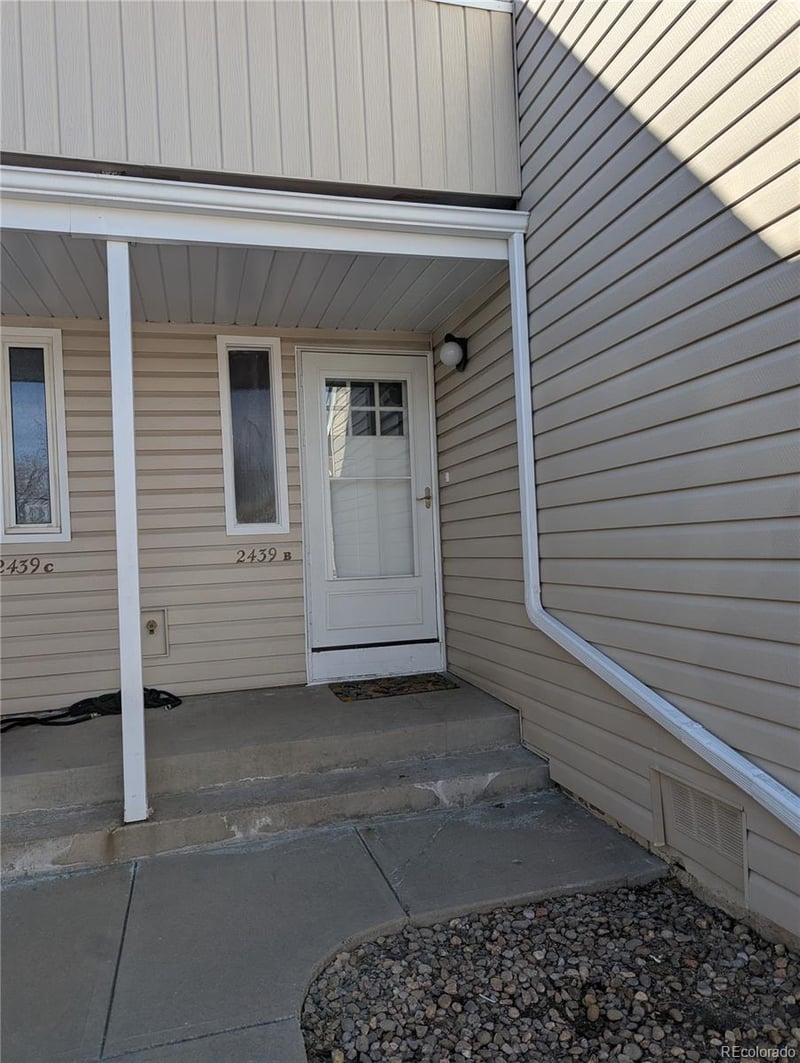 2439 Xanadu Way #B, Aurora, CO 80014