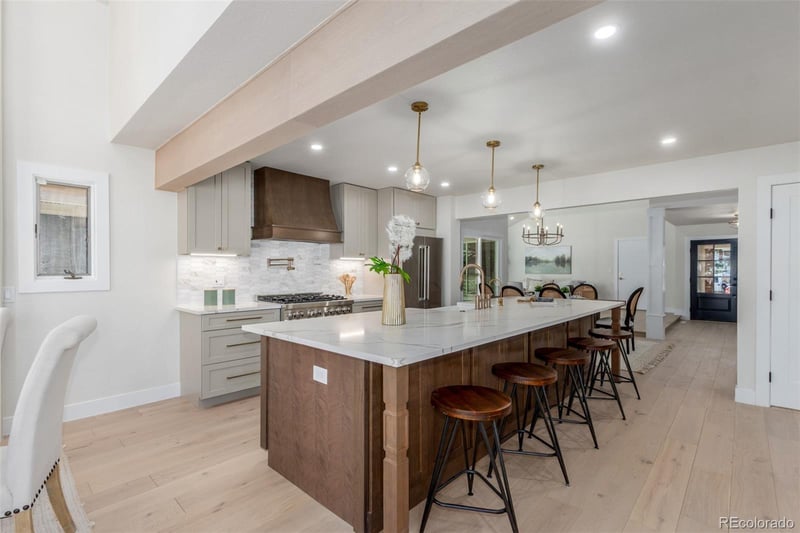 8691 E Kettle Ave, Centennial, CO 80112
