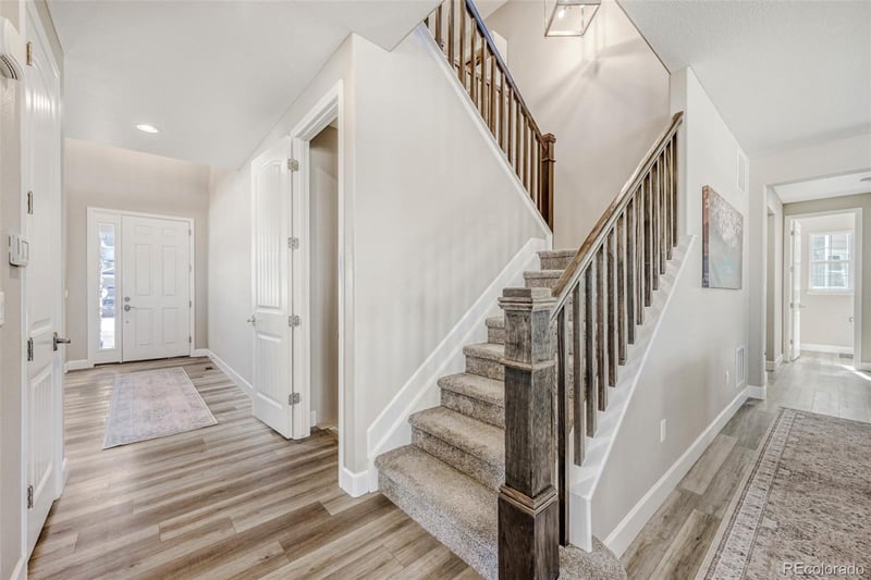 7031 White Crow Way, Aurora, CO 80016