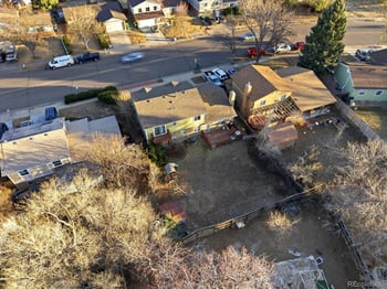 14915 Mexico Dr, Aurora, CO 80012