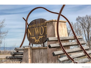 8576 Niwot Meadow Farm Rd, Niwot, CO 80503