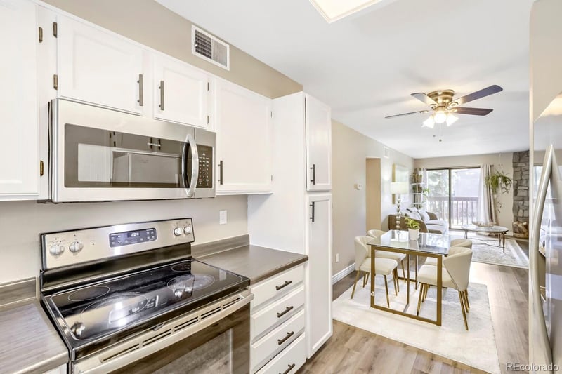 326 Wright St #205, Lakewood, CO 80228