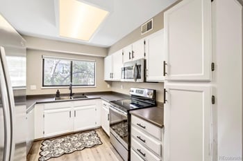 326 Wright St #205, Lakewood, CO 80228