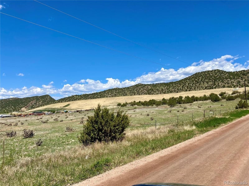 683 County Road 132, Penrose, CO 81240