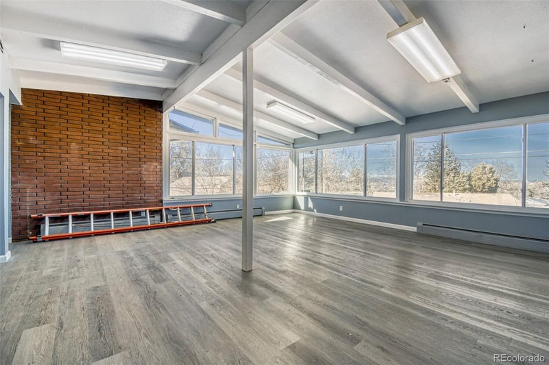 8221 Bradburn Dr, Westminster, CO 80031