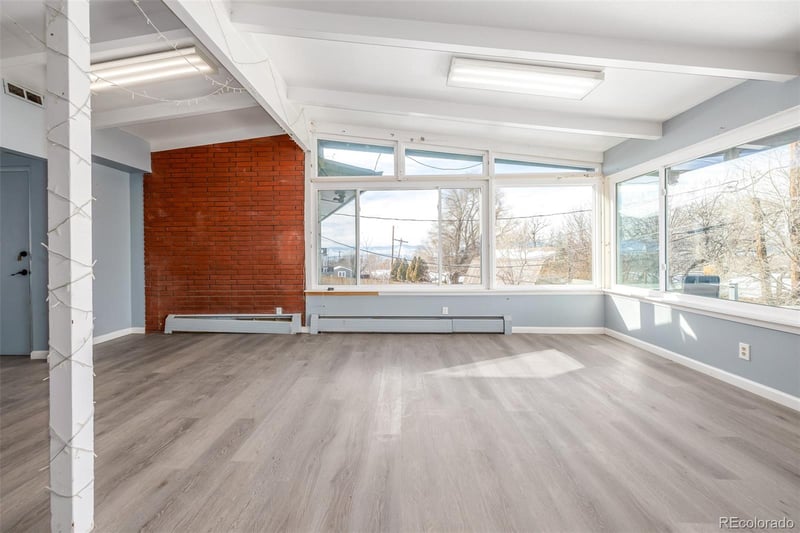 8221 Bradburn Dr, Westminster, CO 80031