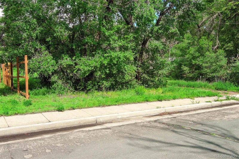 508 Sunset Rd, Colorado Springs, CO 80909