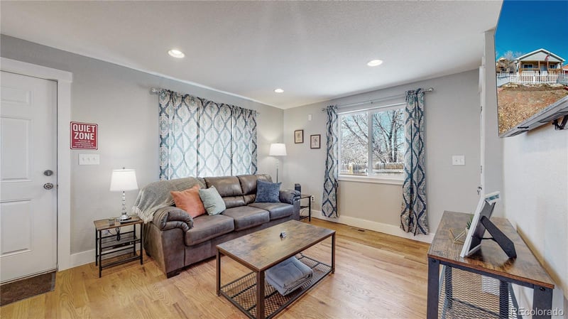2881 65th Ave, Denver, CO 80221