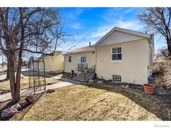 2271 Garfield Ave, Loveland, CO 80538