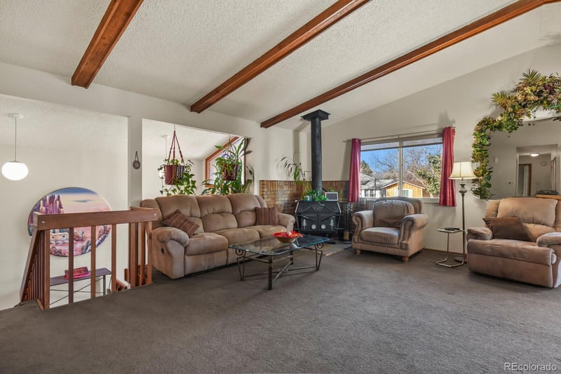 5011 Hackamore Dr, Colorado Springs, CO 80918